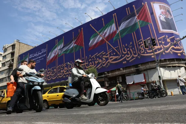 إيران تعدم رجلين بتهمة التجسس لحساب إسرائيل