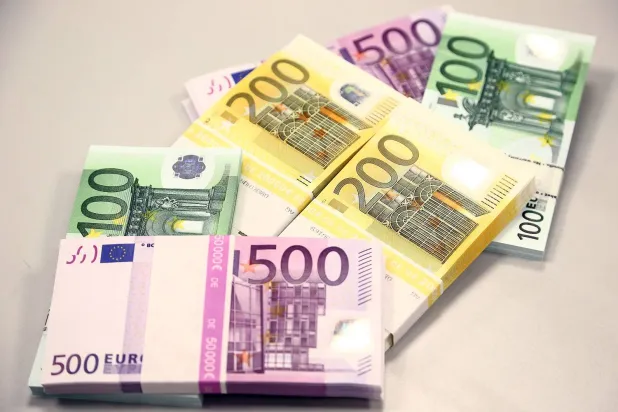 انخفاض عوائد السندات الأوروبية مع انحسار مخاطر تصعيد الشرق الأوسط