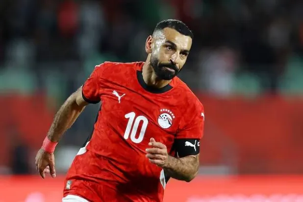 طرابزون سبور يكشف موعد وصول محمد صلاح تمهيداً للتوقيع