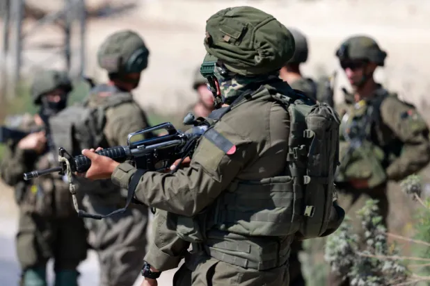 في خطوة نادرة… إسرائيل توجّه اتهاماً إلى مستوطن بقتل ناشط فلسطيني