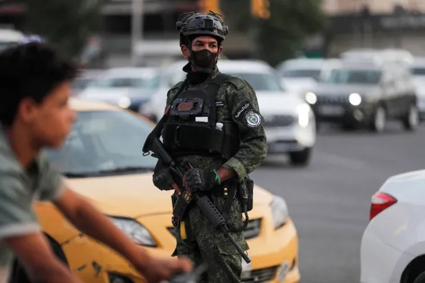 بغداد تُعزز انتشارها في «مناطق رخوة»… وتحذير للفصائل المسلحة
