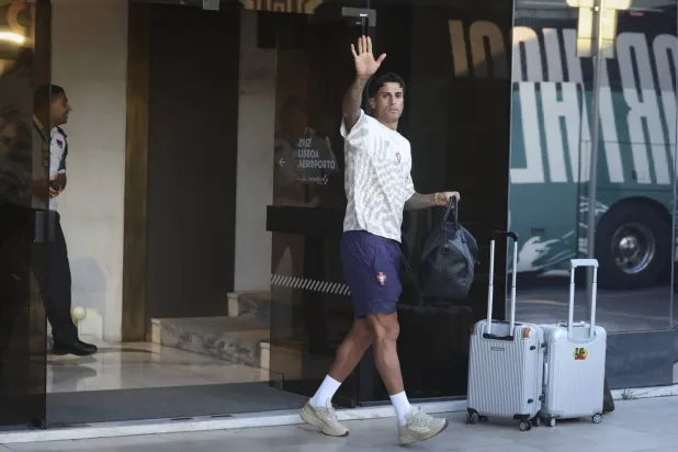 كانسيلو وهيرنانديز ينضمان لتدريبات الهلال