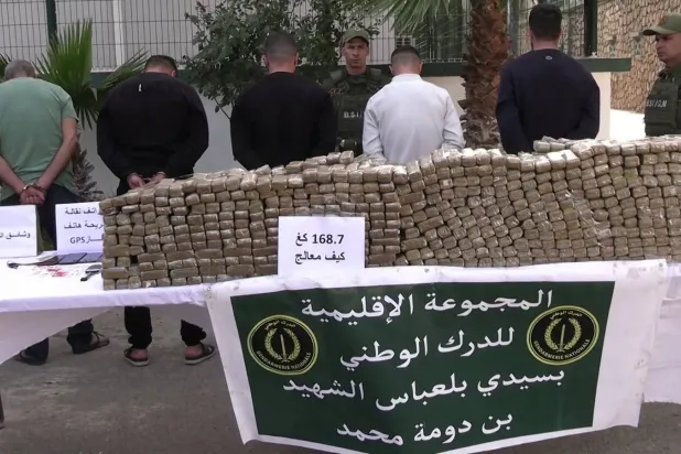الجزائر تصعِّد حربها على تجار المخدرات