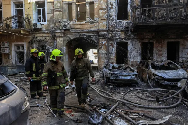 روسيا تقصف مرافق لتخزين الوقود بموانئ أوكرانية خلال الليل