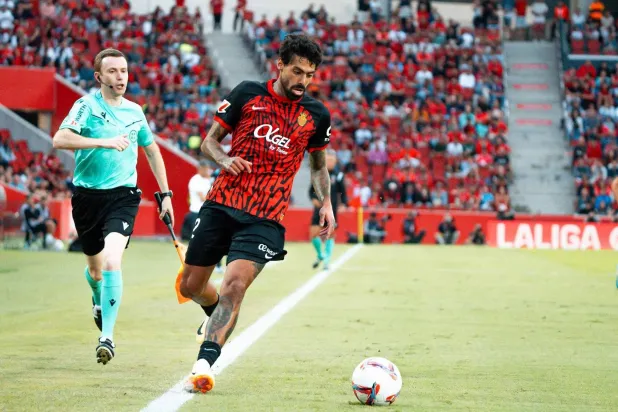 النصر يعلن ضم البرتغالي الدولي سامو كوستا