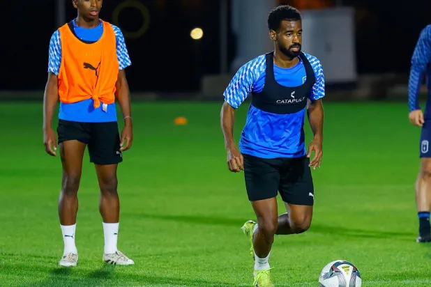 أبها يعيد تشكيل قائمته قبل العودة إلى الدوري السعودي
