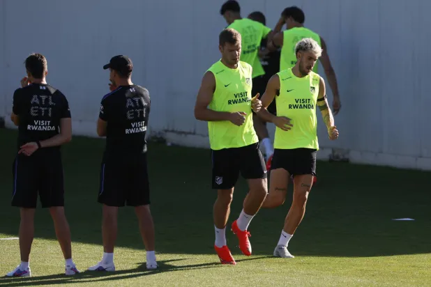 «أستون فيلا» يقترب من ضم ماتيو روغيري من «أتلتيكو مدريد»