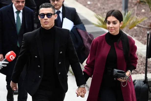 5 أمور ينبغي معرفتها عن كريستيانو رونالدو وجورجينا