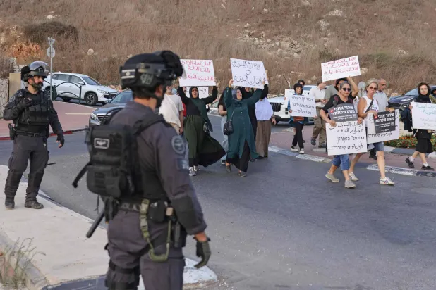 الجيش الإسرائيلي يتخذ إجراءات ضد مستوطنين متطرفين ضايقوا فلسطينيين في الضفة الغربية