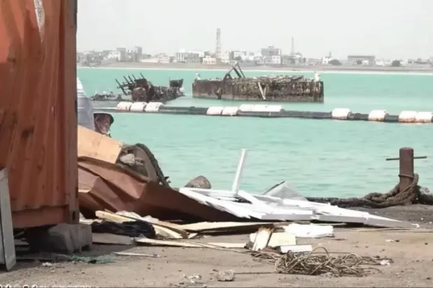 هجمات الحوثيين تُعطل الإغاثة في الساحل الغربي اليمني