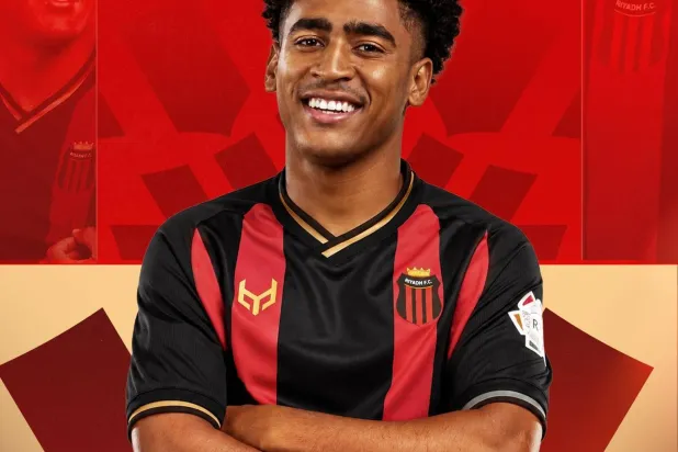 الرياض يضم مجرشي الأنوار