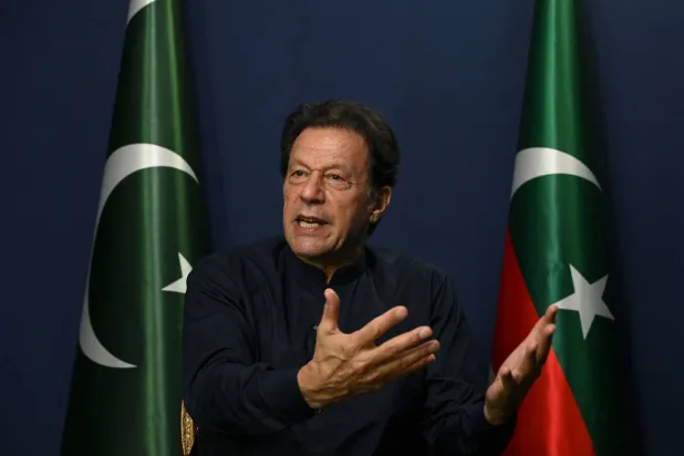 باكستان: المحكمة العليا تأمر بنقل عمران خان إلى المستشفى