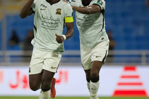 كأس الملك: ثنائية إلينكينا تعبر بالاتحاد إلى دور الـ16