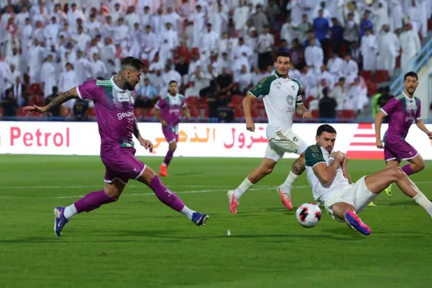 الأنوار يحتج على التحكيم… ويطالب بإبعاد العويدان عن مبارياته