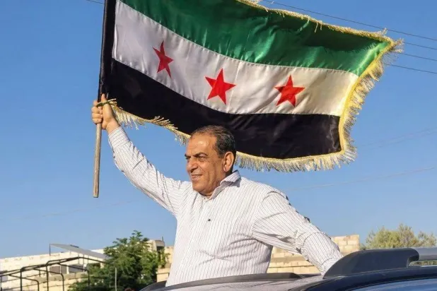 مصعب أبو ركبة الذي لم ينقذه رفع علم التحرير من تهم جرائم حرب في سوريا
