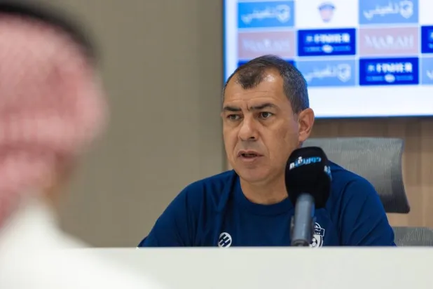 ‫مدرب الفيحاء: الهلال لن يتأثر بغياب الدوسري ومالكوم