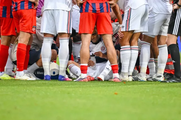 بايرن ميونيخ يؤمن بقدرة موسيالا على الاستمرار في الملاعب