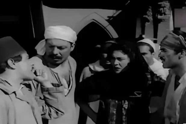 هل قسا نجيب محفوظ على أبناء بلده في مجمل أعماله؟
