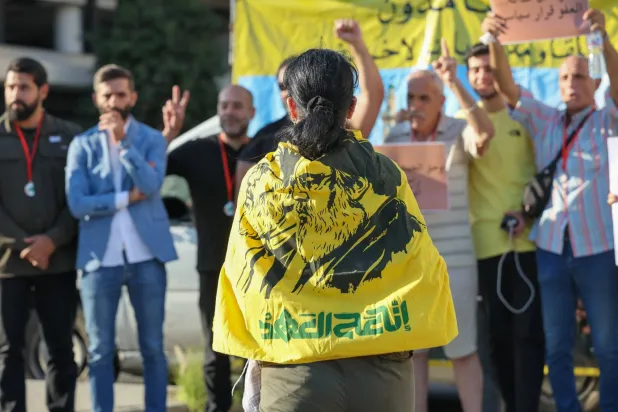 «حزب الله»: العقوبات الأميركية لن تثنينا عن «المقاومة» ونفتخر بعلاقتنا مع إيران