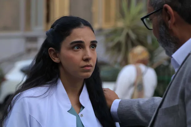 «بنج كلي»… دراما قصيرة عن عالم المستشفيات المصرية تثير ضجة