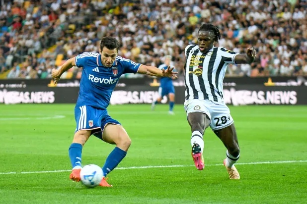 «الدوري الإيطالي»: كومو يفلت من الهزيمة أمام أودينيزي