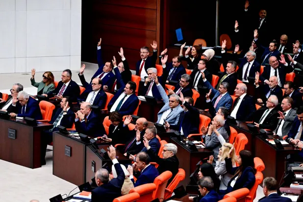 تركيا تبدأ أولى خطوات دمج «الكردستاني»