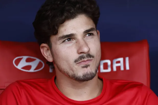 ألفاريز بين غضب أتلتيكو وحلم برشلونة وإغراء آرسنال