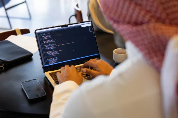 «بي دبليو سي» لـ«الشرق الأوسط»: 78 % من المؤسسات السعودية تُوائم رؤية الذكاء الاصطناعي مع أهداف الأعمال