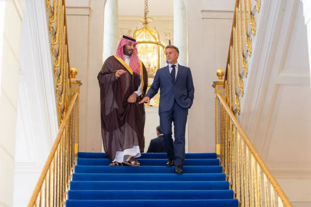 تفاهم سعودي – فرنسي على الملفات الإقليمية وقرارات بتفعيل استراتيجية الشراكة
