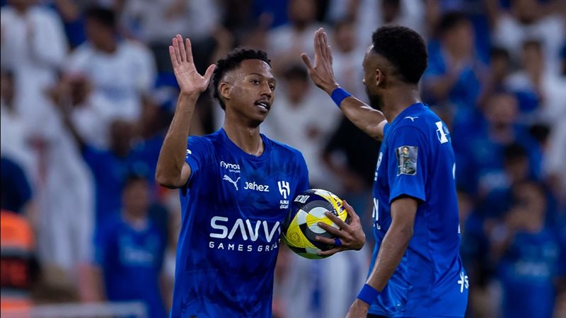 الدوري السعودي، الهلال يتقدم على الخليج 5-1 في الشوط الأول