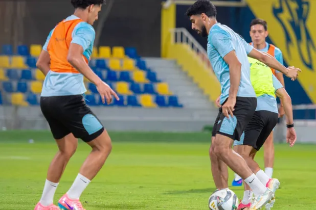 الدوري السعودي: النصر يصطدم بالتعاون… والخليج في مأزق الهلال