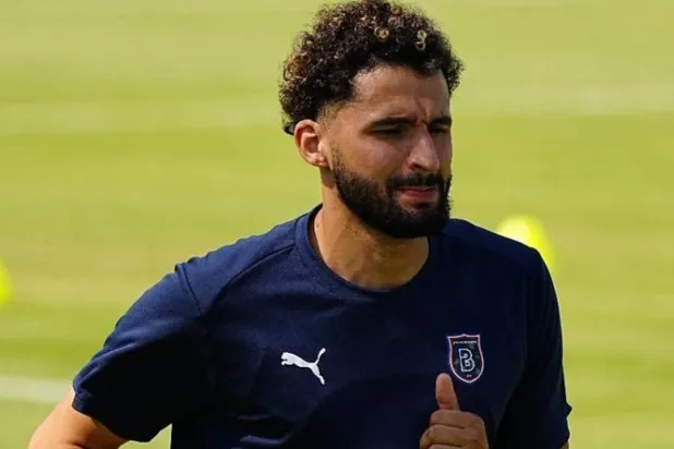 لوهافر الفرنسي يتعاقد مع الدولي الجزائري توبة