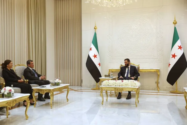 حزب كردي يُطالب بالسماح لـ عبدي وإلهام أحمد بزيارة تركيا