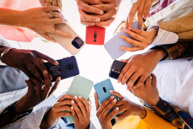 ما أضرار الاستخدام المفرط للإنترنت؟