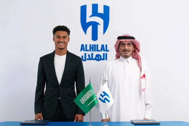 رسمياً… واتكينز «هلالي» وينضم للتدريبات قبل مباراة الأهلي
