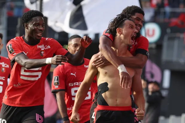 «الدوري الفرنسي»: رين يفوز بصعوبة على أرضه أمام لومان