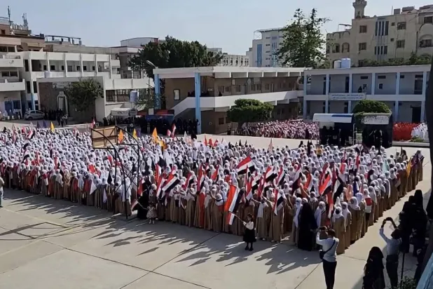 أزمة المعيشة تدفع أطفال اليمن خارج مقاعد الدراسة