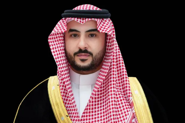 وزير الدفاع السعودي يصل إسطنبول لرئاسة وفد المملكة في أول اجتماعات «اتفاقية مكة»