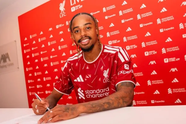 ليفربول يضم المهاجم البارز باركولا بصفقة قياسية قدرها 162 مليون دولار
