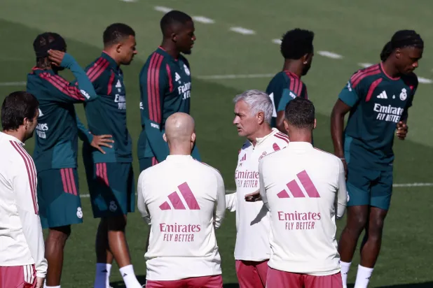 هل يملك مورينيو التشكيلة التي يحتاج إليها في ريال مدريد؟