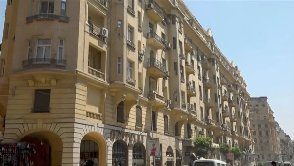 قبل شراء شقة.. قانون البناء يبطل بيع الوحدات المخالفة ويمنع تغيير استخدام الجراجات