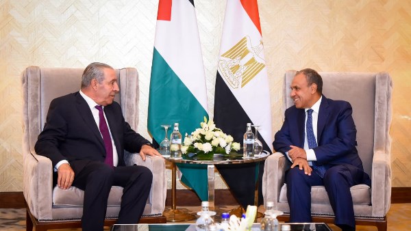 مصر تجدد رفضها التام والقاطع لكافة الإجراءات الإسرائيلية غير القانونية في فلسطين