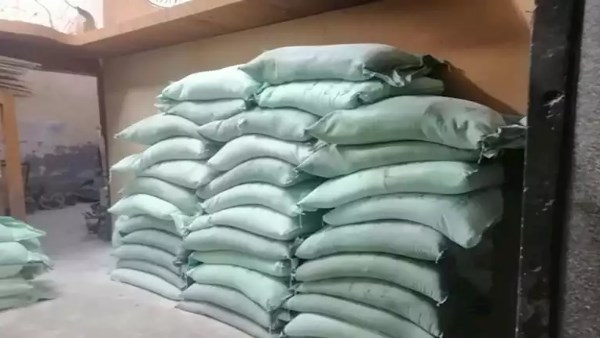 ضبط 25 طن دقيق مدعم في حملات على المخابز السياحية بالمحافظات