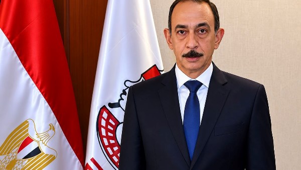 محافظ سوهاج يوجه بفحص استغاثة مواطن.. والري: الأعمال الجارية رفع مخالفات وردم قديم