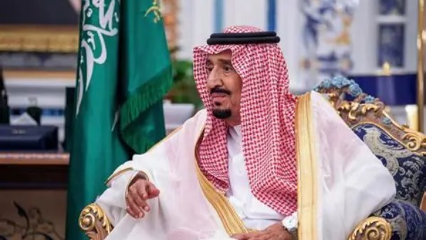 العلاقات الثنائية بين البلدين .. عاهل السعودية يتلقى رسالة خطية من رئيس الإمارات