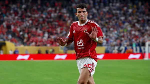 والد زيزو: اتحاد الكرة تجاهل طلبنا في شكوى الزمالك .. واللاعب «مرتاح» مع «عموتة»