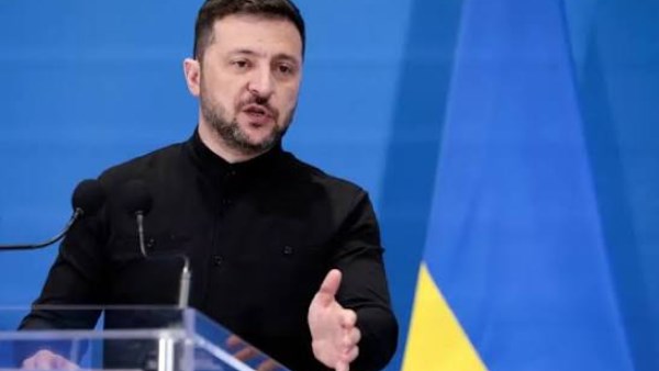 زيلينسكي: بوتين يعتزم حشد مئات الآلاف من الروس لتصعيد الحرب في أوكرانيا
