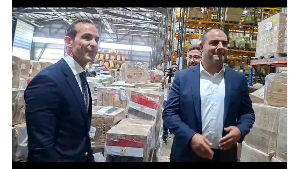 مصر تقدم 10 أطنان من الأدوية والمساعدات الطبية للبنان