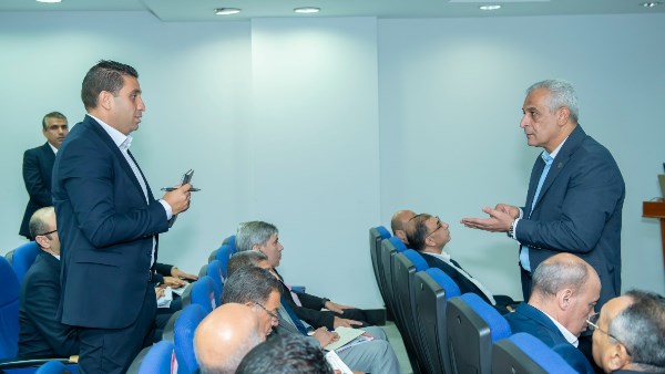 وزير الإنتاج الحربي يؤكد أهمية مواكبة التطورات التكنولوجية لإعداد كوادر علمية وفنية مؤهلة
