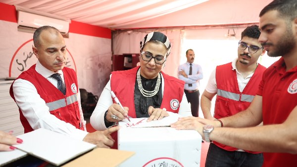 رئيسة “القومي للمرأة” تشيد بدعم السيدة انتصار السيسي للعمل الإنساني .. وتؤكد: التطوع يجسد قيم التضامن والتكافل